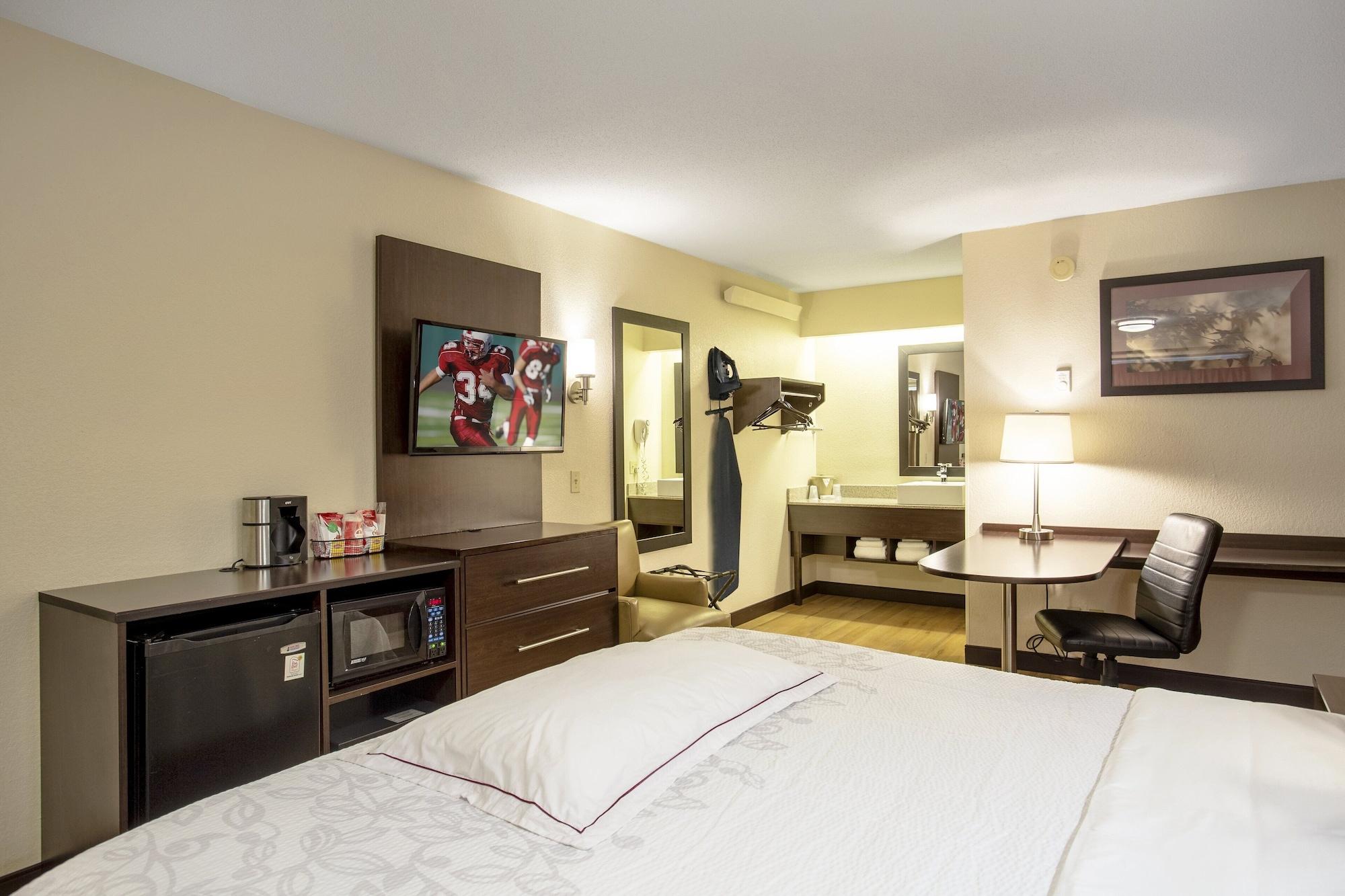 Red Roof Inn Plus+ Columbus - Dublin Dış mekan fotoğraf